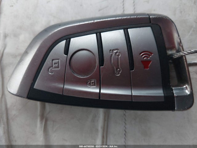 WBA8B9G37HNU52962 BMW 330I