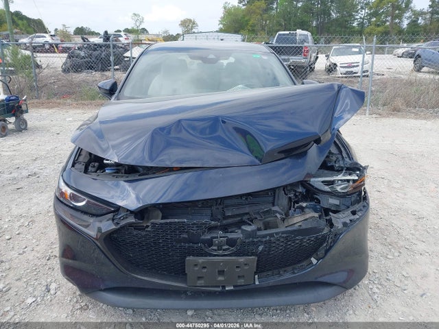 2020 Mazda Mazda3 Preferred Package მანქანა იყიდება აუქციონზე, vin: JM1BPAMM6L1173446, აუქციონის ნომერი: 44750295