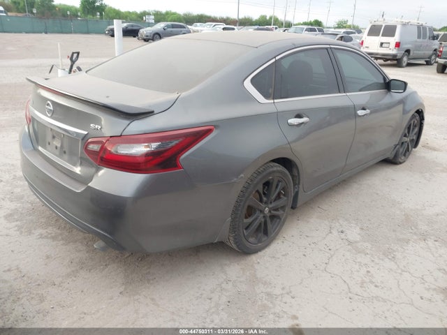 1N4AL3AP8HC226568 Nissan Altima 2.5 Sr