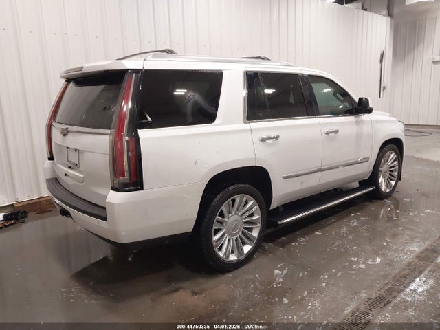 Продажа на аукционе авто 2016 Cadillac Escalade Platinum, vin: 1GYS4DKJ3GR271886, номер лота: 44750335