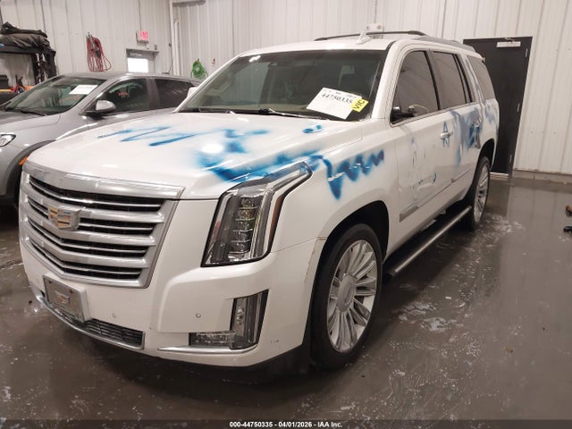 Продажа на аукционе авто 2016 Cadillac Escalade Platinum, vin: 1GYS4DKJ3GR271886, номер лота: 44750335