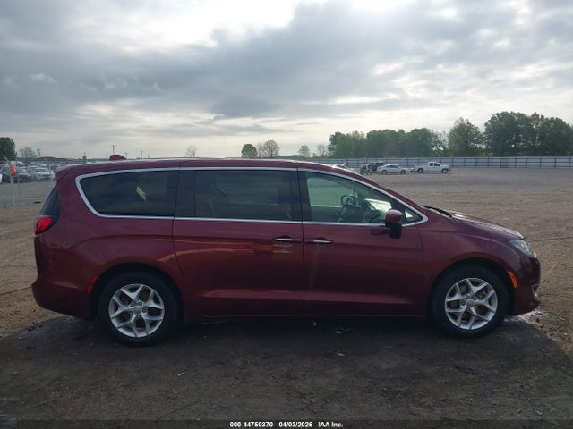 Aukcja sprzedaży 2017 Chrysler Pacifica Touring Plus, vin: 2C4RC1BG7HR841376, numer aukcji: 44750370