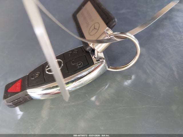 44750372 :رقم المزاد ، WDC0G4JB9KV124738 vin ، 2019 Mercedes-benz Glc 300 مزاد بيع