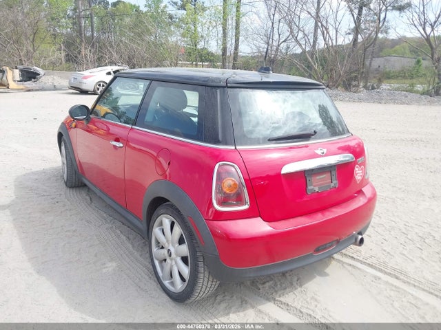 2009 MINI COOPER WMWMF33529TU71214 Photo 2