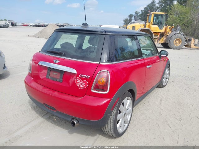 2009 MINI COOPER WMWMF33529TU71214 Photo 3
