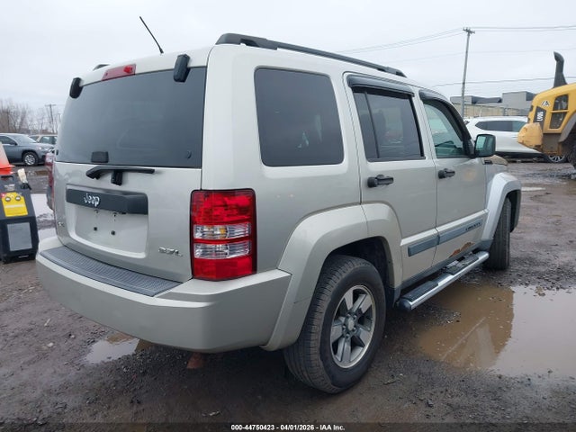 44750423 :رقم المزاد ، 1J8GN28K78W131610 vin ، 2008 Jeep Liberty Sport مزاد بيع