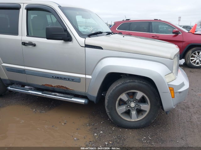 44750423 :رقم المزاد ، 1J8GN28K78W131610 vin ، 2008 Jeep Liberty Sport مزاد بيع