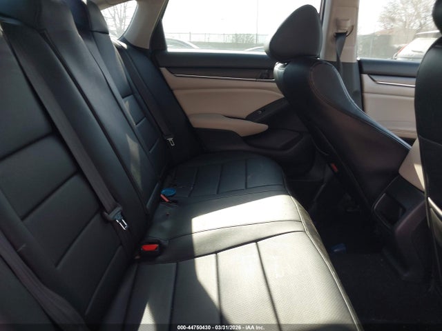 1HGCV1F15KA114384 Honda ACCORD LX