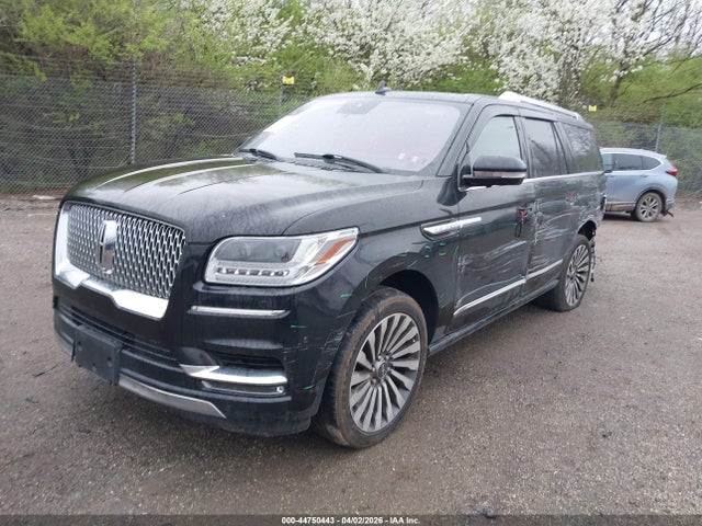 5LMJJ3LTXJEL17922 Lincoln Navigator L Reserve