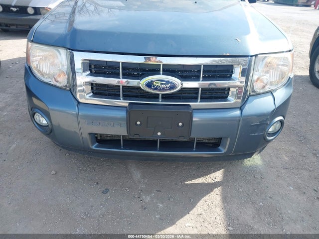 2011 Ford Escape Xlt მანქანა იყიდება აუქციონზე, vin: 1FMCU0D71BKA73244, აუქციონის ნომერი: 44750454