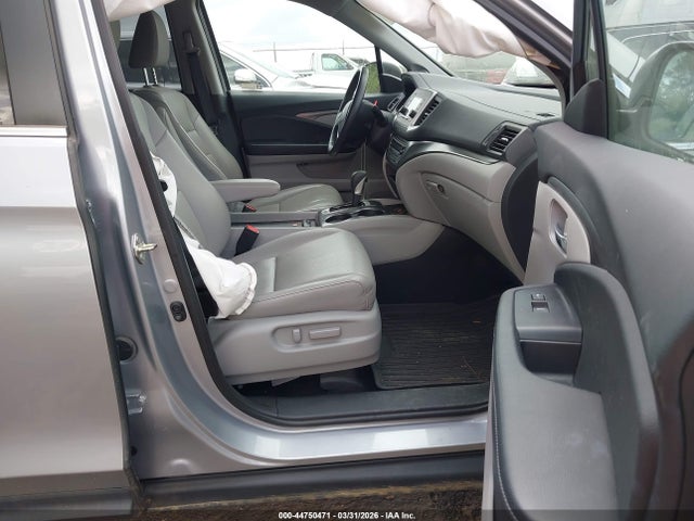 44750471 :رقم المزاد ، 5FPYK3F53KB000796 vin ، 2019 Honda Ridgeline Rtl مزاد بيع