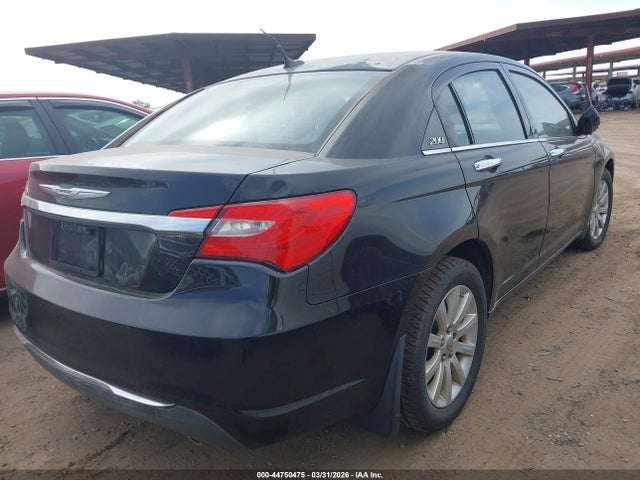 Chrysler 200 Limited 2014 1C3CCBCG1EN186106 Image 4