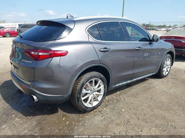 44750533 :رقم المزاد ، ZASFAKBN8J7B62146 vin ، 2018 Alfa Romeo Stelvio Ti Awd مزاد بيع