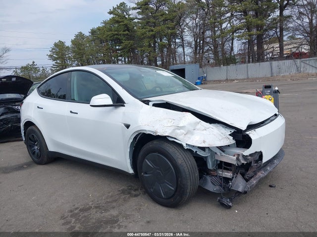 2026 TESLA MODEL Y 7SAYGDEEXTA639292 Photo 0