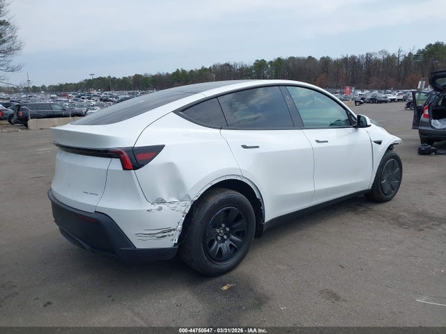 2026 TESLA MODEL Y 7SAYGDEEXTA639292 Photo 3