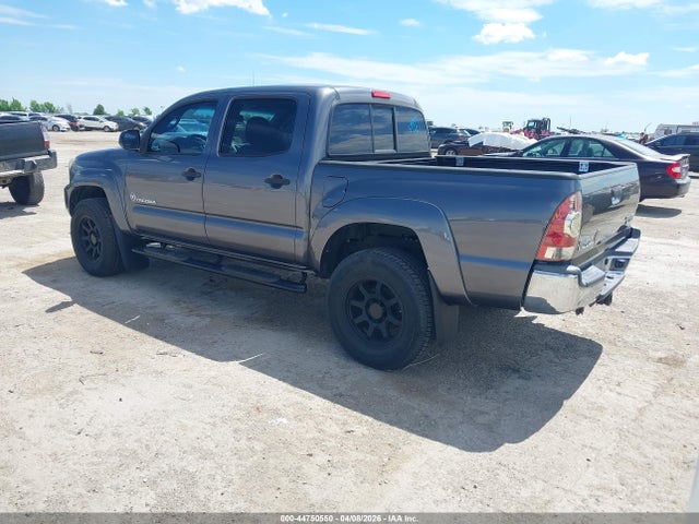 2013 TOYOTA TACOMA 5TFJU4GN1DX033068 Photo 2
