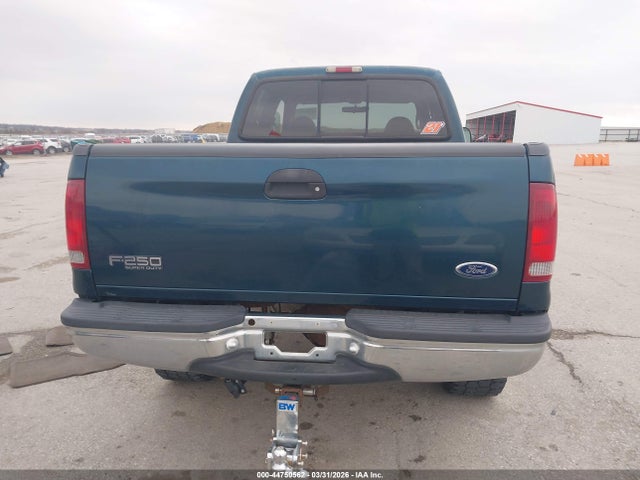 44750562 :رقم المزاد ، 1FTNW21F1XEE84115 vin ، 1999 Ford F-250 Lariat/xl/xlt مزاد بيع