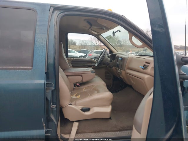 44750562 :رقم المزاد ، 1FTNW21F1XEE84115 vin ، 1999 Ford F-250 Lariat/xl/xlt مزاد بيع