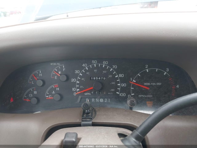 44750562 :رقم المزاد ، 1FTNW21F1XEE84115 vin ، 1999 Ford F-250 Lariat/xl/xlt مزاد بيع