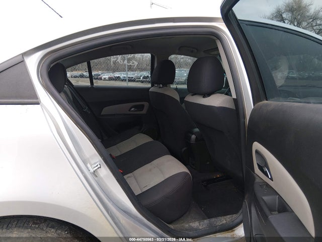 1G1PC5SH9G7135963 Chevrolet Cruze Limited Ls Auto