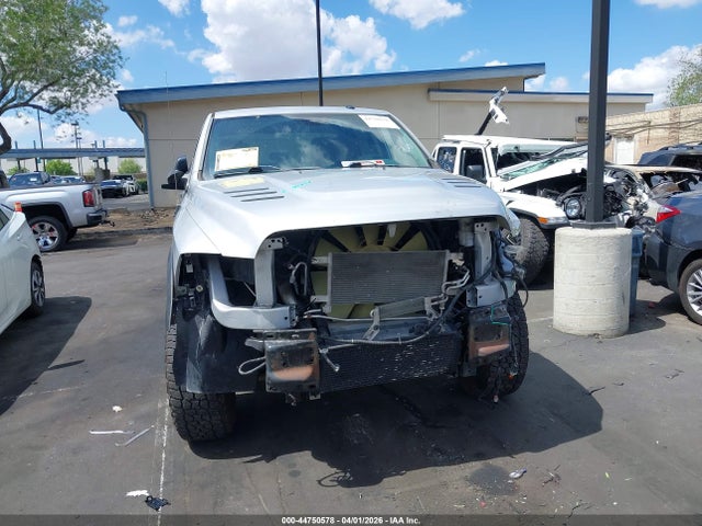 3C6UR5CL5JG109729 RAM 2500 Tradesman 4x4 6&#039;4 Box