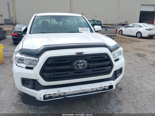 5TFAX5GN9JX125148 Toyota Tacoma Sr