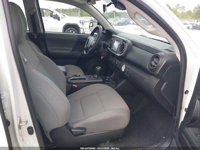 5TFAX5GN9JX125148 Toyota Tacoma Sr