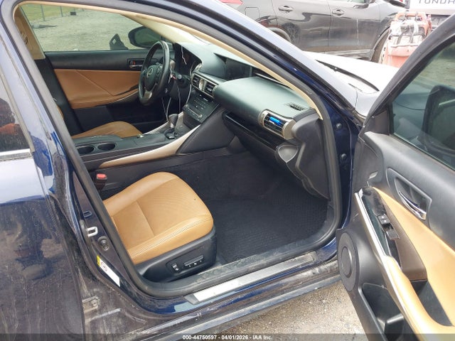 44750597 :رقم المزاد ، JTHCF1D22F5023464 vin ، 2015 Lexus Is 250 مزاد بيع