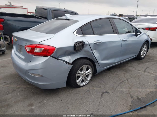 1G1BE5SM2H7183730 Chevrolet Cruze Lt Auto