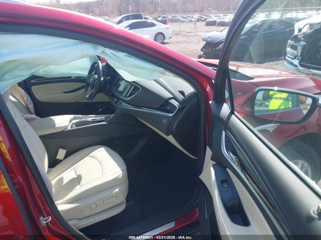44750631 :رقم المزاد ، 5GAEVAKWXRJ104728 vin ، 2024 Buick Enclave Essence Awd مزاد بيع