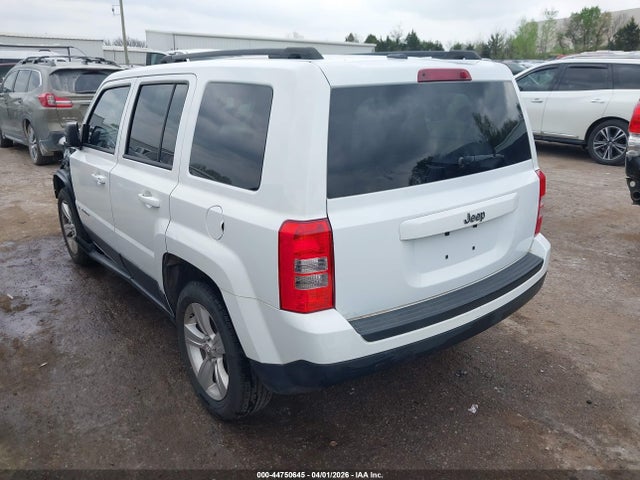 44750645 :رقم المزاد ، 1C4NJPBB2HD121143 vin ، 2017 Jeep Patriot Sport Fwd مزاد بيع