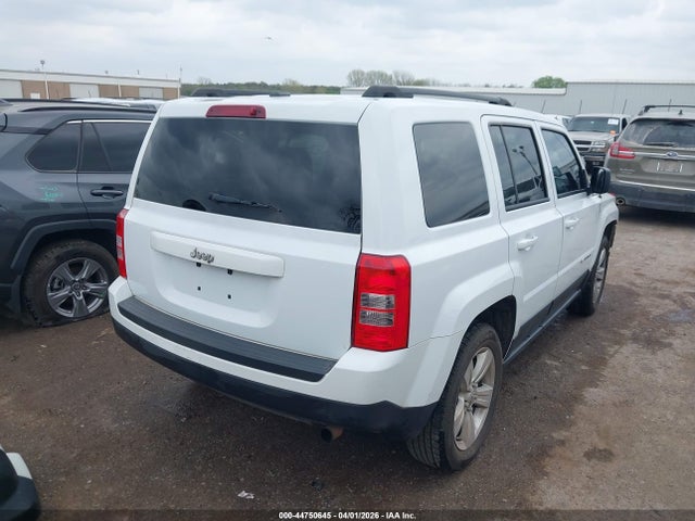 44750645 :رقم المزاد ، 1C4NJPBB2HD121143 vin ، 2017 Jeep Patriot Sport Fwd مزاد بيع