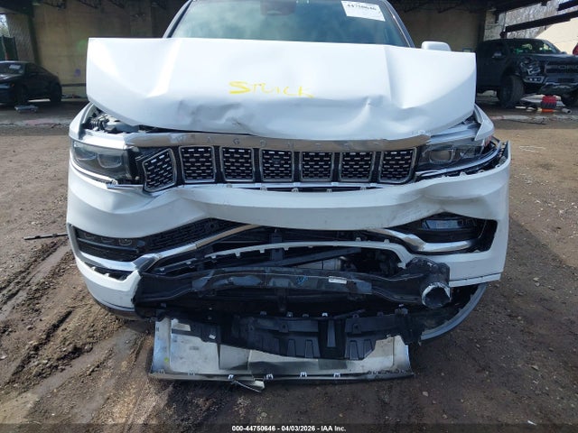 1C4SJVFJ0NS137860 Jeep Grand Wagoneer Series Ii 4x4