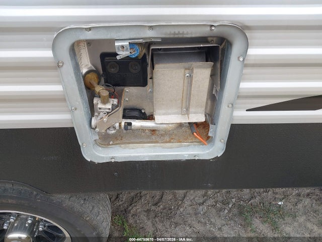 Продаж на аукціоні авто 2020 Keystone Rv Springdale, vin: 4YDT27T25L3103038, номер лоту: 44750670