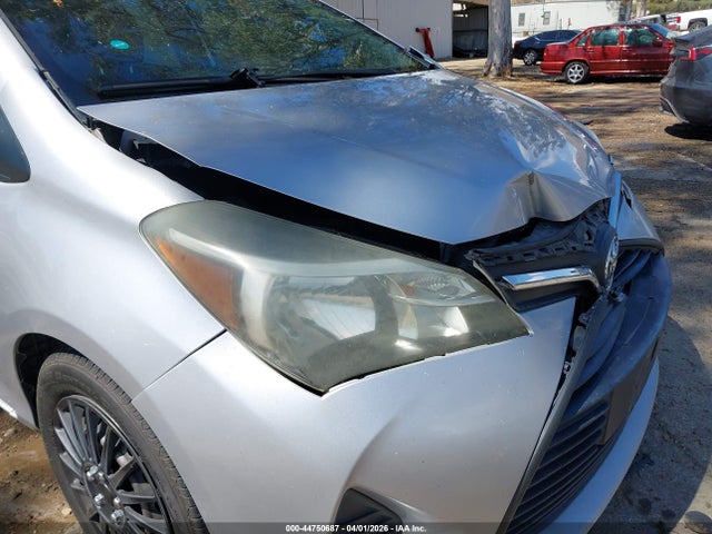 VNKKTUD3XFA043086 Toyota YARIS L
