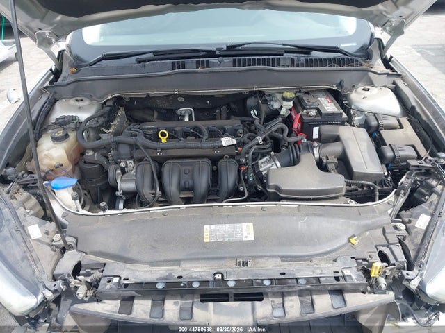 3FA6P0H70FR163088 Ford FUSION SE