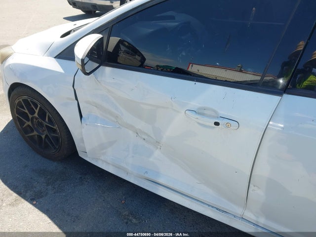 1FADP3L90JL213531 Ford FOCUS ST