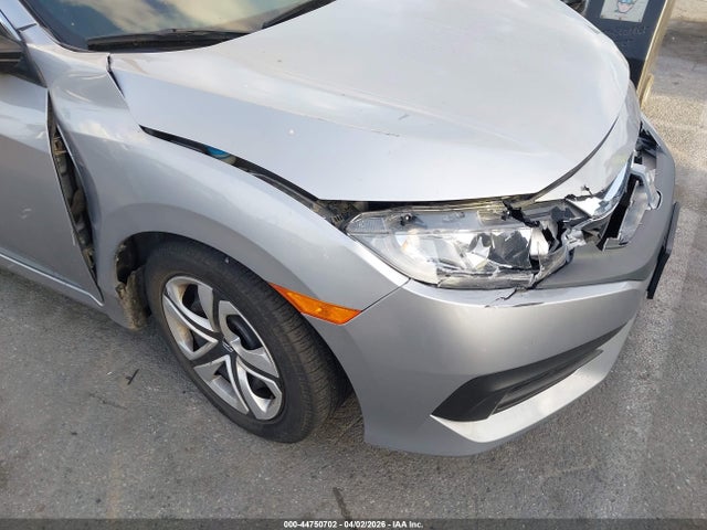 Honda Civic Lx 2017 2HGFC2F5XHH558429 Image 18