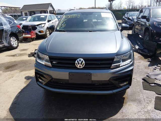 44750723 :رقم المزاد ، 3VV2B7AX0MM055026 vin ، 2021 Volkswagen Tiguan 2.0t Se/2.0t Se R-line Black/2.0t Sel مزاد بيع