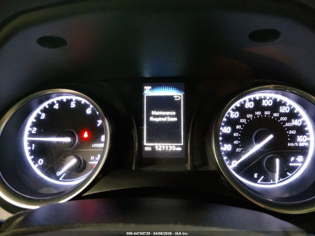 Продаж на аукціоні авто 2018 Toyota Camry Le, vin: 4T1B11HK1JU609475, номер лоту: 44750729