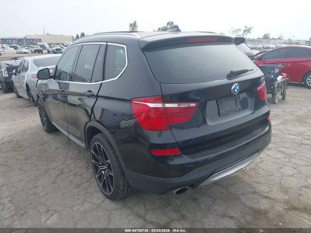2015 BMW X3 5UXWY3C58F0E95778 Photo 2