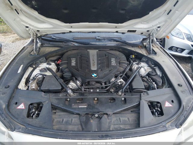 44750734 :رقم المزاد ، WBAYF8C51FD653989 vin ، 2015 Bmw 750li Xdrive مزاد بيع