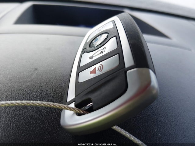 44750734 :رقم المزاد ، WBAYF8C51FD653989 vin ، 2015 Bmw 750li Xdrive مزاد بيع