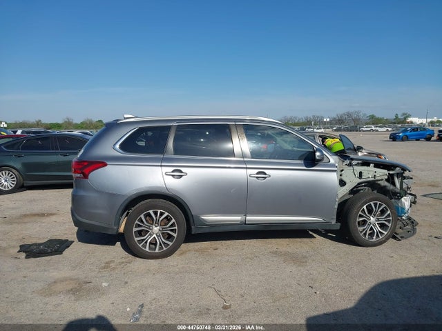 2017 Mitsubishi Outlander Se/sel მანქანა იყიდება აუქციონზე, vin: JA4AD3A39HZ053817, აუქციონის ნომერი: 44750748