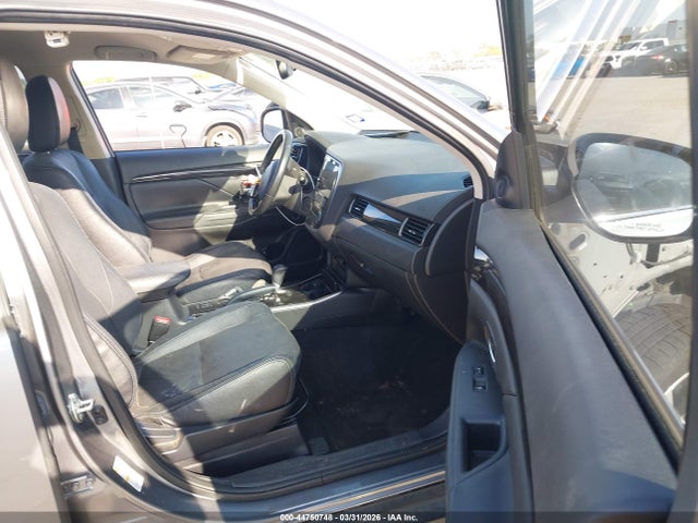 2017 Mitsubishi Outlander Se/sel მანქანა იყიდება აუქციონზე, vin: JA4AD3A39HZ053817, აუქციონის ნომერი: 44750748