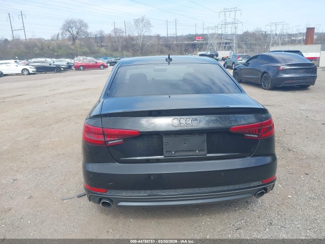 44750751 :رقم المزاد ، WAUENAF49HN010142 vin ، 2017 Audi A4 2.0t Premium مزاد بيع