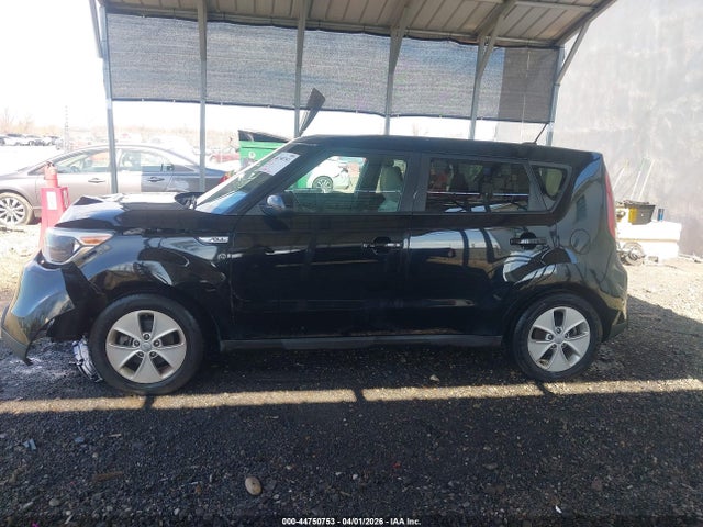 Продажа на аукционе авто 2016 Kia Soul, vin: KNDJN2A2XG7397588, номер лота: 44750753
