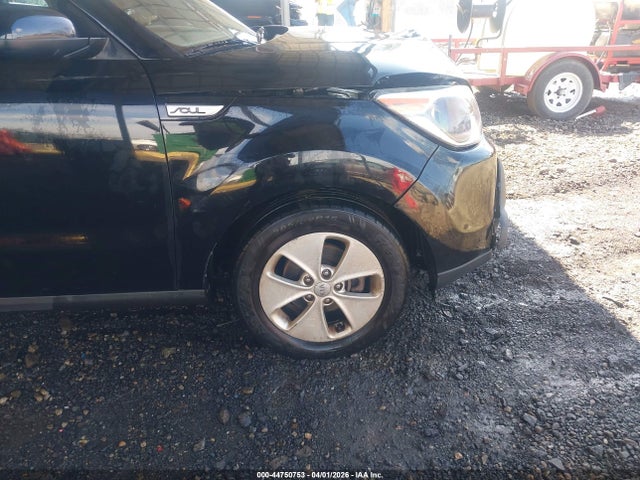 Продажа на аукционе авто 2016 Kia Soul, vin: KNDJN2A2XG7397588, номер лота: 44750753