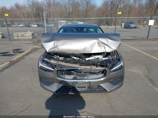 Auction sale of the 2019 Volvo S60 T6 Momentum, vin: 7JRA22TK6KG003780, lot number: 44750772
