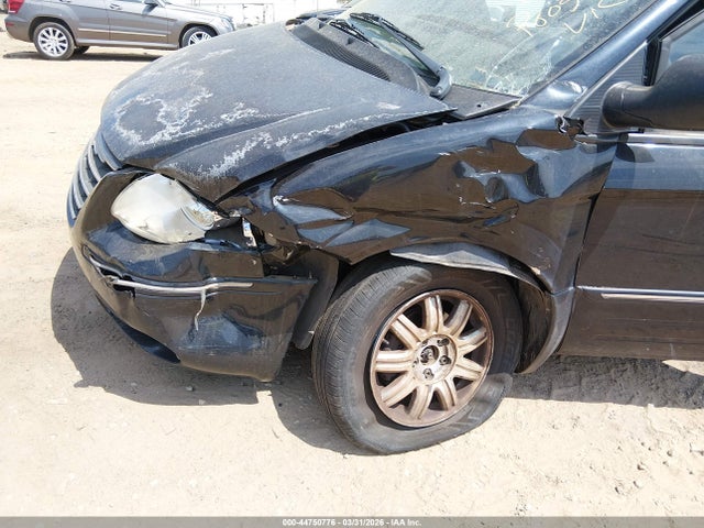 44750776 :رقم المزاد ، 2A4GP54L16R670967 vin ، 2006 Chrysler Town & Country Touring مزاد بيع